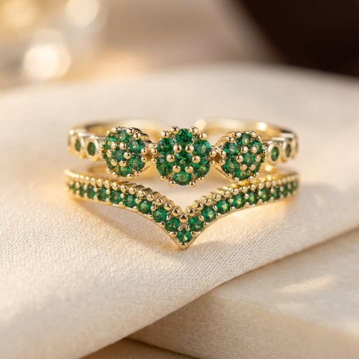 Gold Emerald Cluster Ring | Amelia