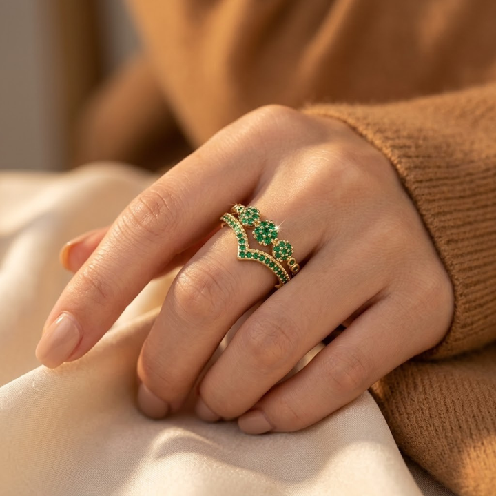 Gold Emerald Cluster Ring | Amelia