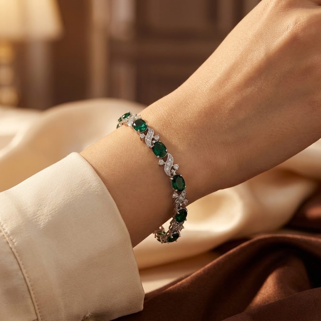 Silver Emerald Vintage Link Bracelet | Amelia
