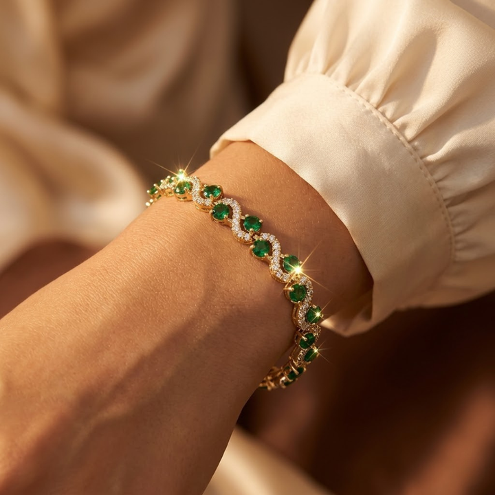 Gold Emerald Halo Bracelet | Amelia