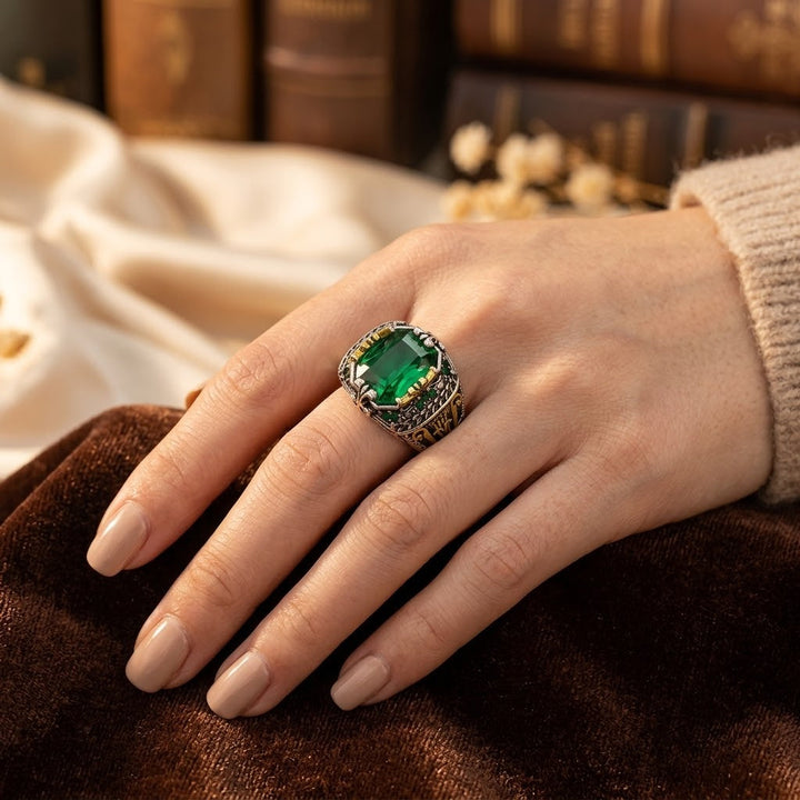 Silver Emerald Vintage Ring | Amelia