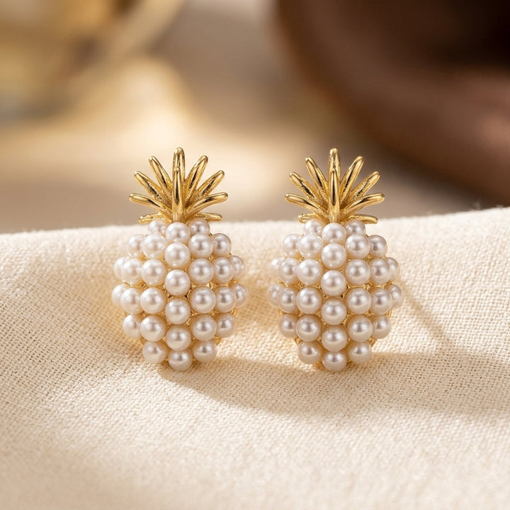 Gold Cluster Pearl Stud Earrings | Amelia