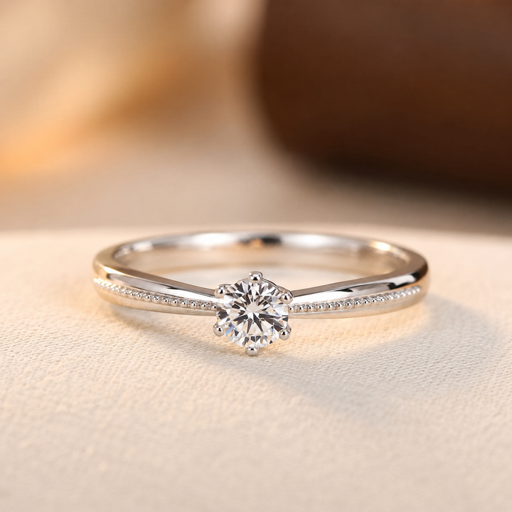 Clara Signature Solitaire Ring | Amelia