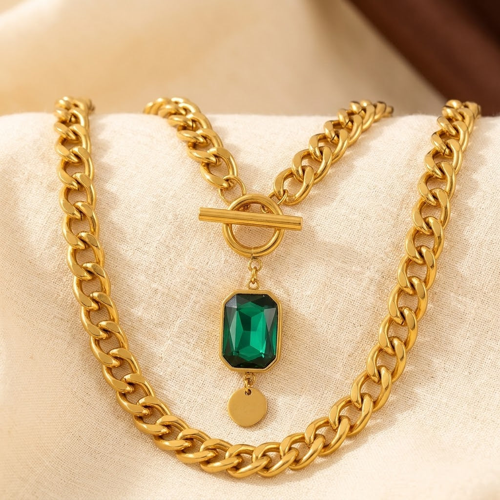 Gold Emerald Chain Necklace | Amelia